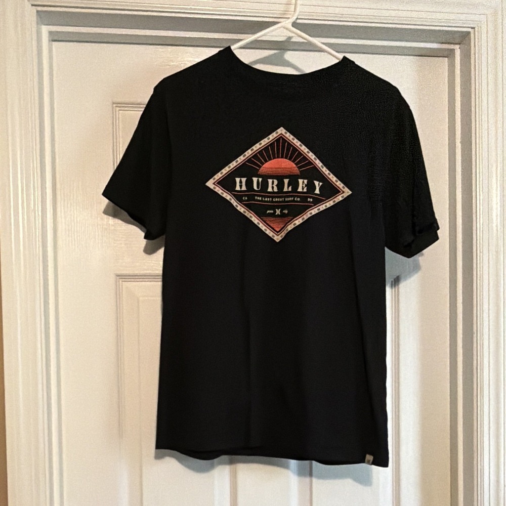 Hurley Men's Black Graphic Logo T-Shirt, Crew Neck Short Sleeve Cotton Size S